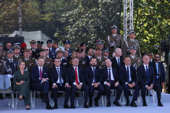 Marta Nawrocka podczas defilady