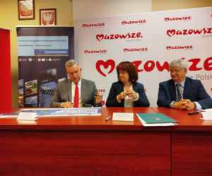 Podpisanie umowy na dotację unijną dla SPZOZ w Węgrowie na remont przychodni w Łochowie