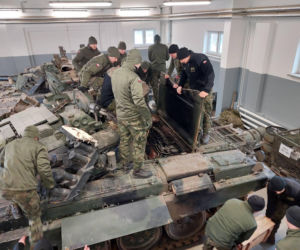 Zawiszacy za sterami legendy. Nowi kierowcy czołgów PT-91 w 15. Brygadzie