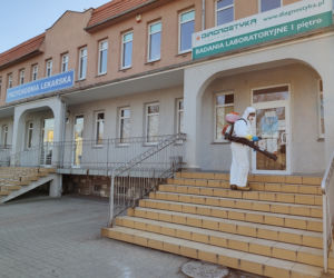 Kalisz walczy z koronawirusem! Trwa dezynfekcja miasta! [ZDJĘCIA] 