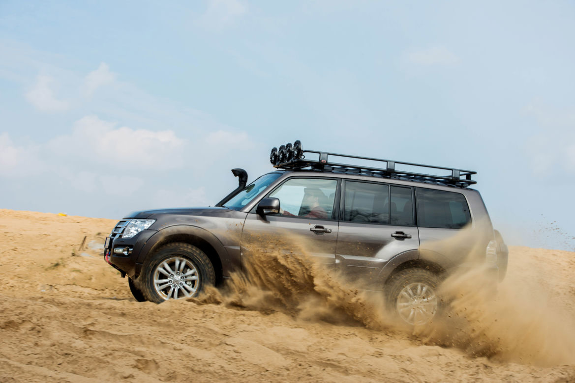 Mitsubishi Pajero lifting 2015