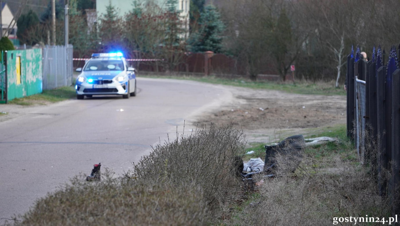 Mercedes wjechał w matkę i niemowlaka. Dramatyczny wypadek w Gostyninie	