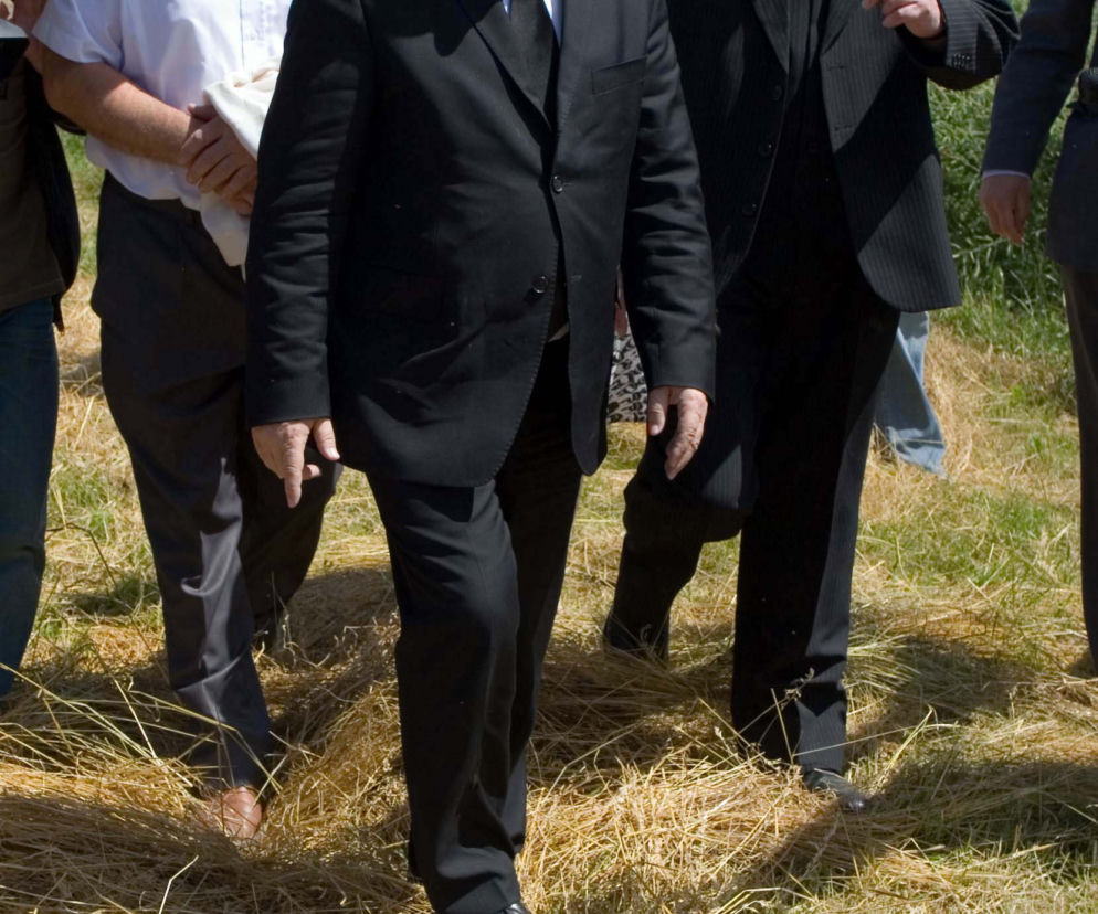 Jarosław Kaczyński w gospodarstwie w Kubalinie
