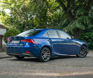 Lexus IS300h F SPORT