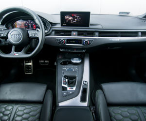 Audi RS4 Avant B9 2.9 TFSI V6 450 KM Tiptronic quattro