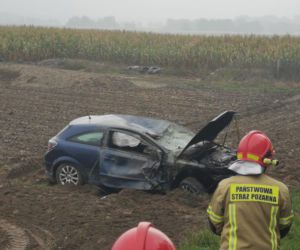 Traktor wjechał w osobówkę. Rodzeństwo z gminy Włoszakowice trafiło do szpitala