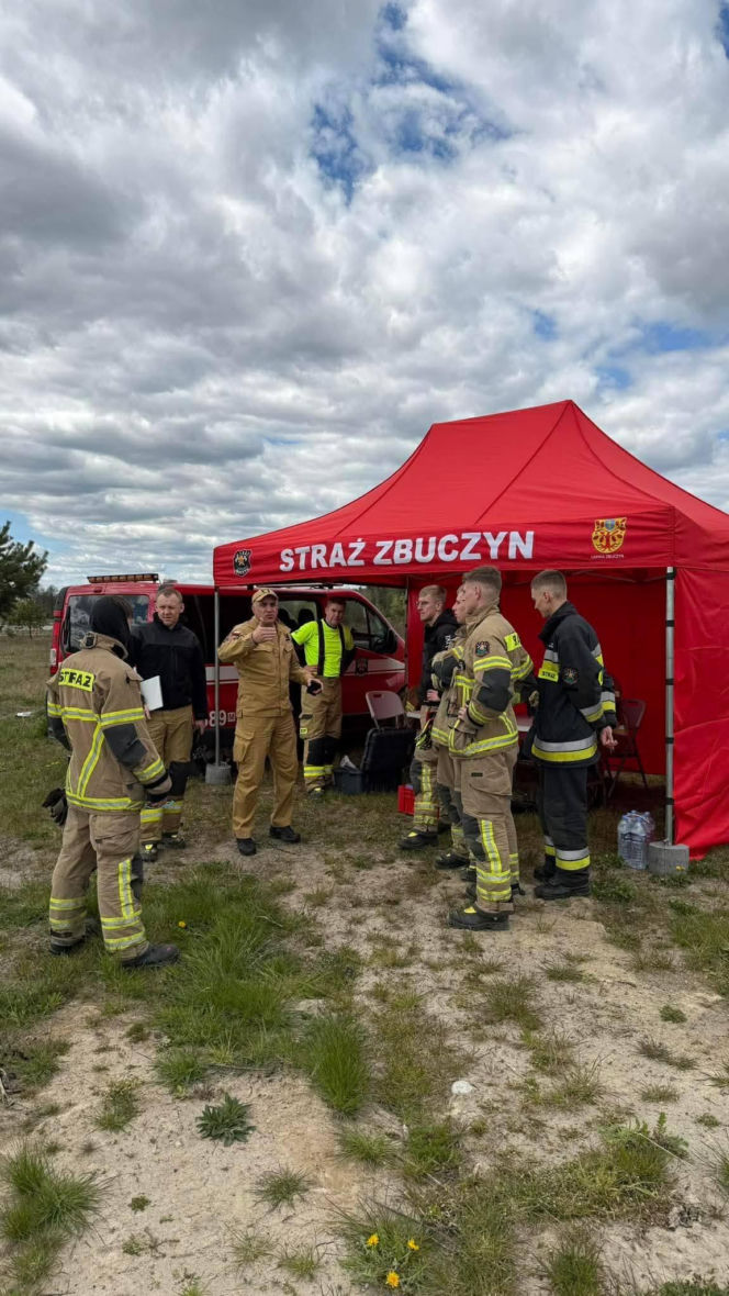 Lokalni strażacy odbyli ćwiczenia ratownicze w gminie Zbuczyn