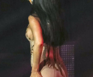 Rihanna w 2016 roku