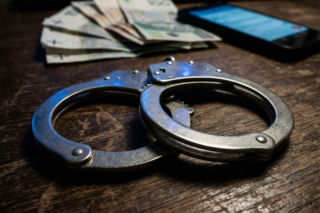 Oszustwo inwestycyjne w Rzeszowie. Mieszkaniec stracił fortunę!