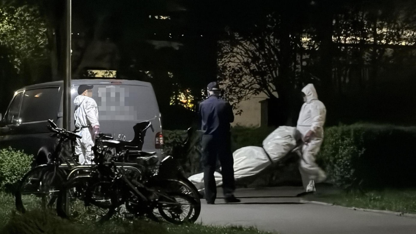 Szok na Żoliborzu! Mężczyzna runął z trzeciego piętra, w mieszkaniu drugie ciało