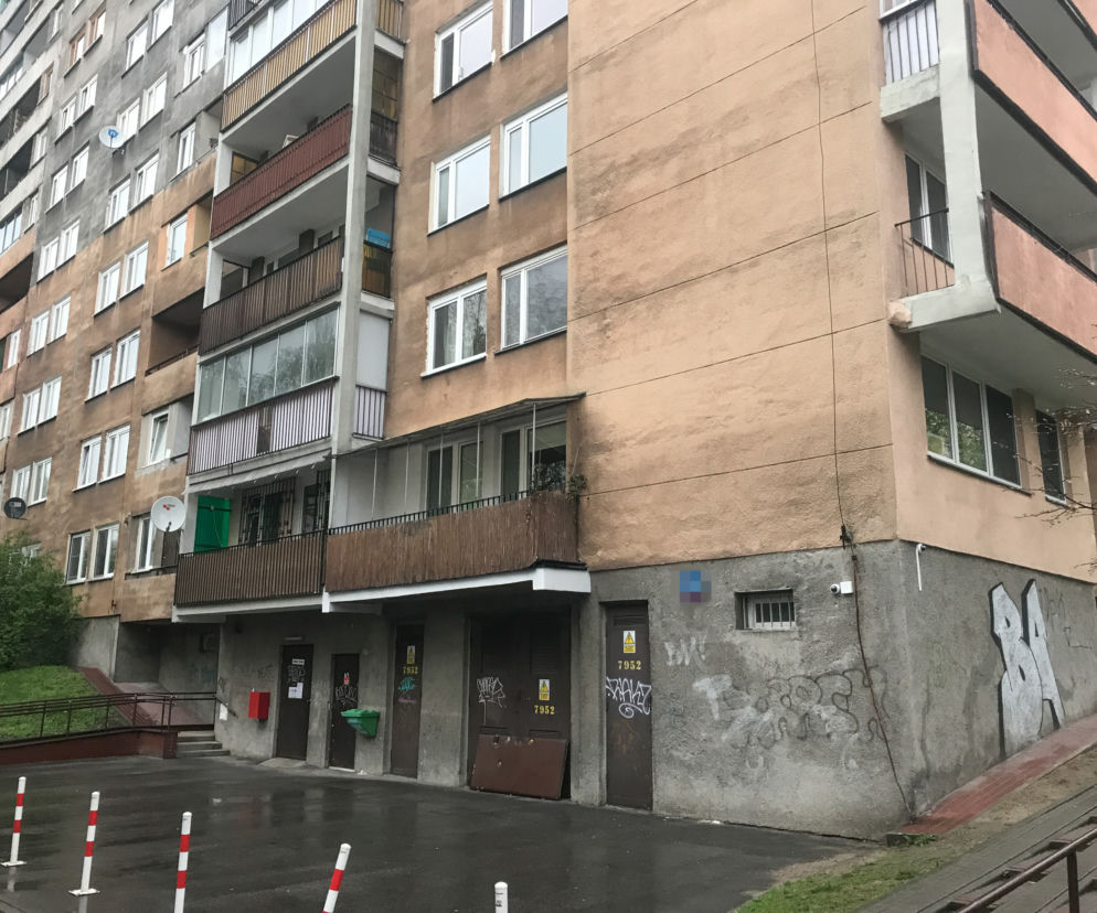 Przerobili blok Macierewicza na twierdzę