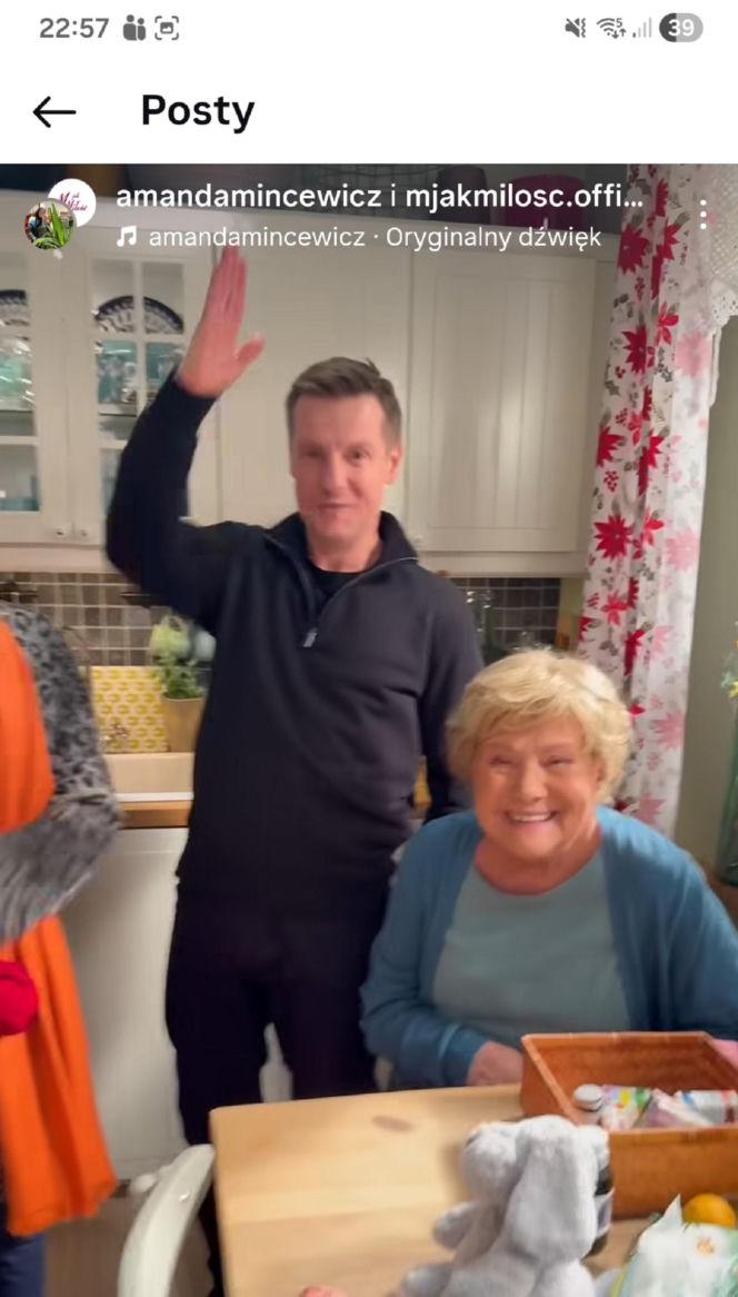 M jak miłość na planie. Paweł (Rafał Mroczek), Barbara (Teresa Lipowska)