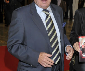 Niegdyś bożyszcze tłumów jako Janek Kos. Tak przez lata zmieniał się legendarny aktor Janusz Gajos