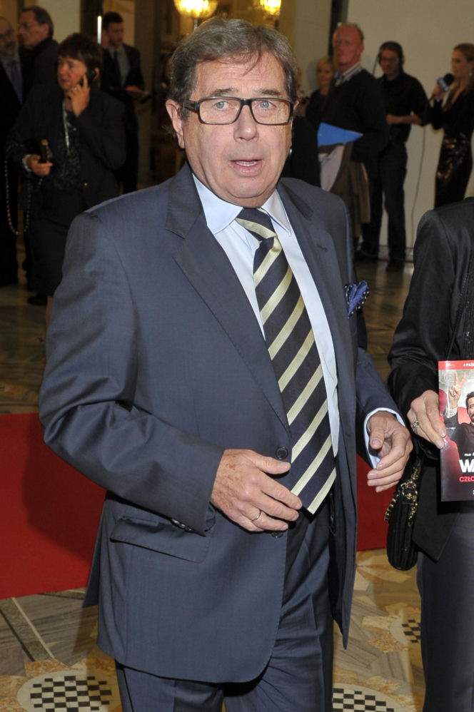 Niegdyś bożyszcze tłumów jako Janek Kos. Tak przez lata zmieniał się legendarny aktor Janusz Gajos