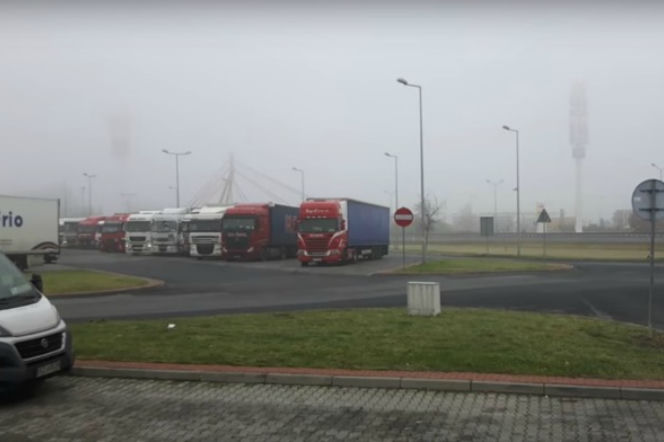 Hołd dla zamordowanego w Berlinie kierowcy TIR-a