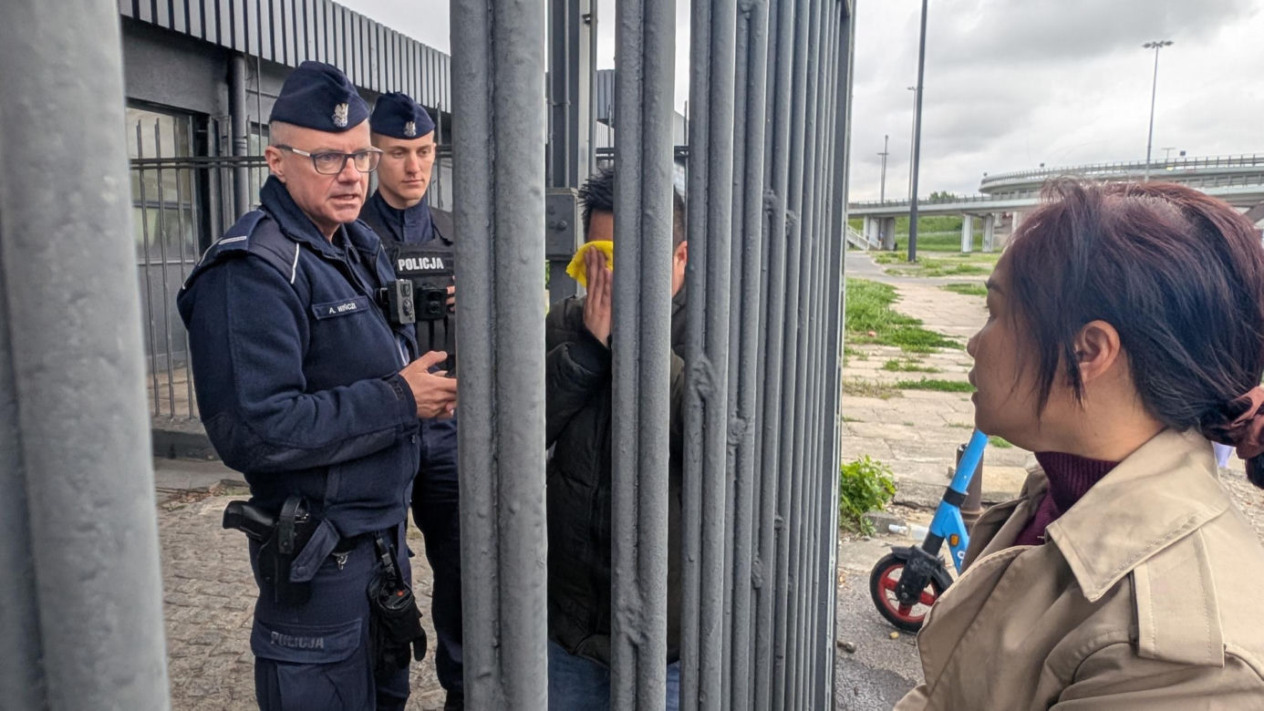Hala na Modlińskiej zamknięta dla kupców. To koniec bazaru 