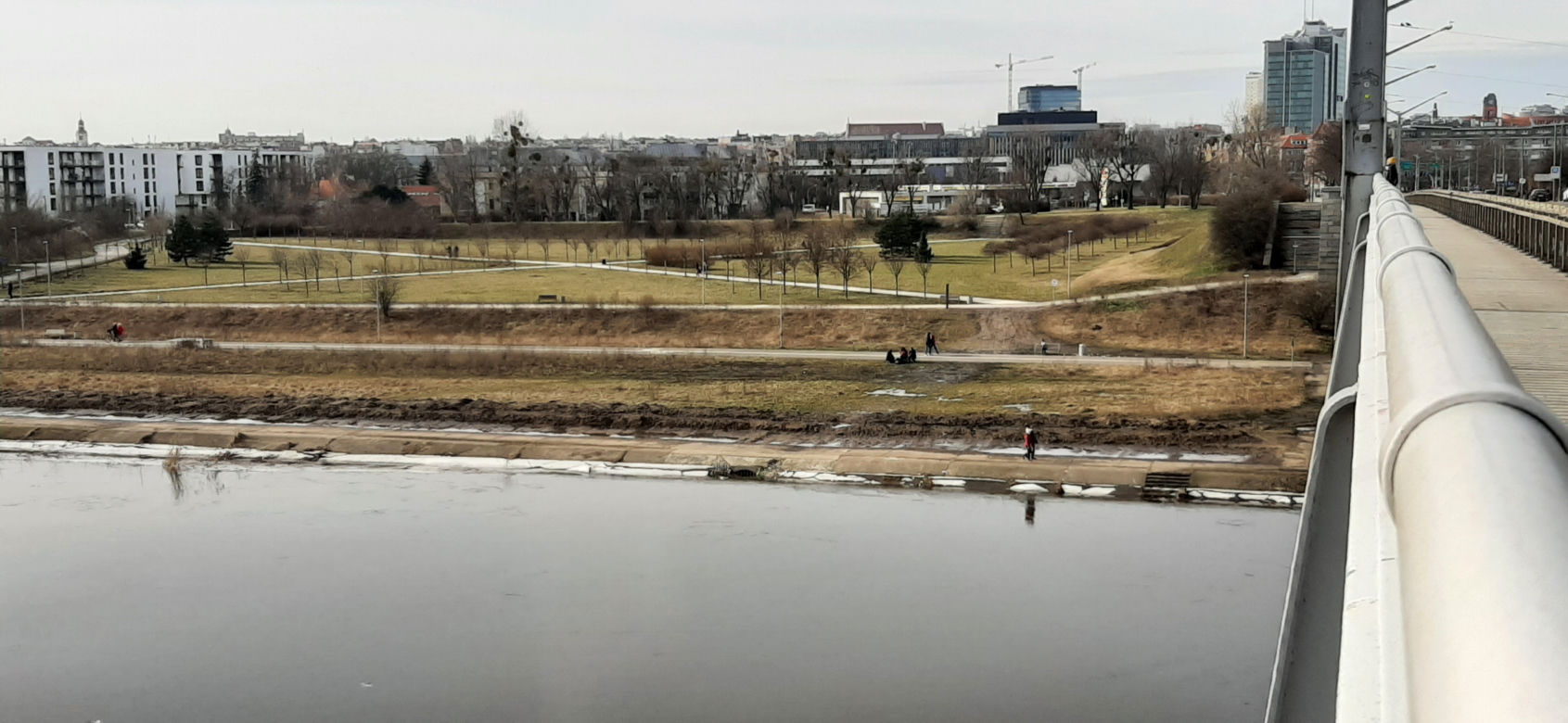 Tłumy nad Wartą w Poznaniu - 20.02.2021