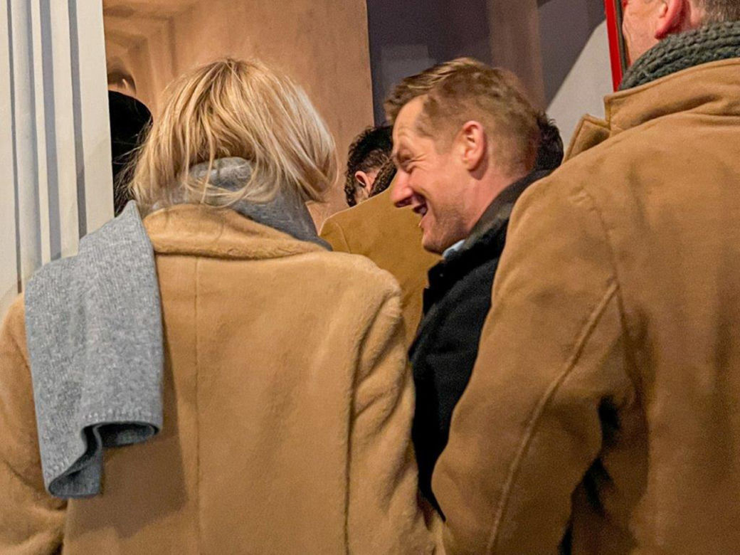 Marcin Mroczek z tajemniczą blondynką