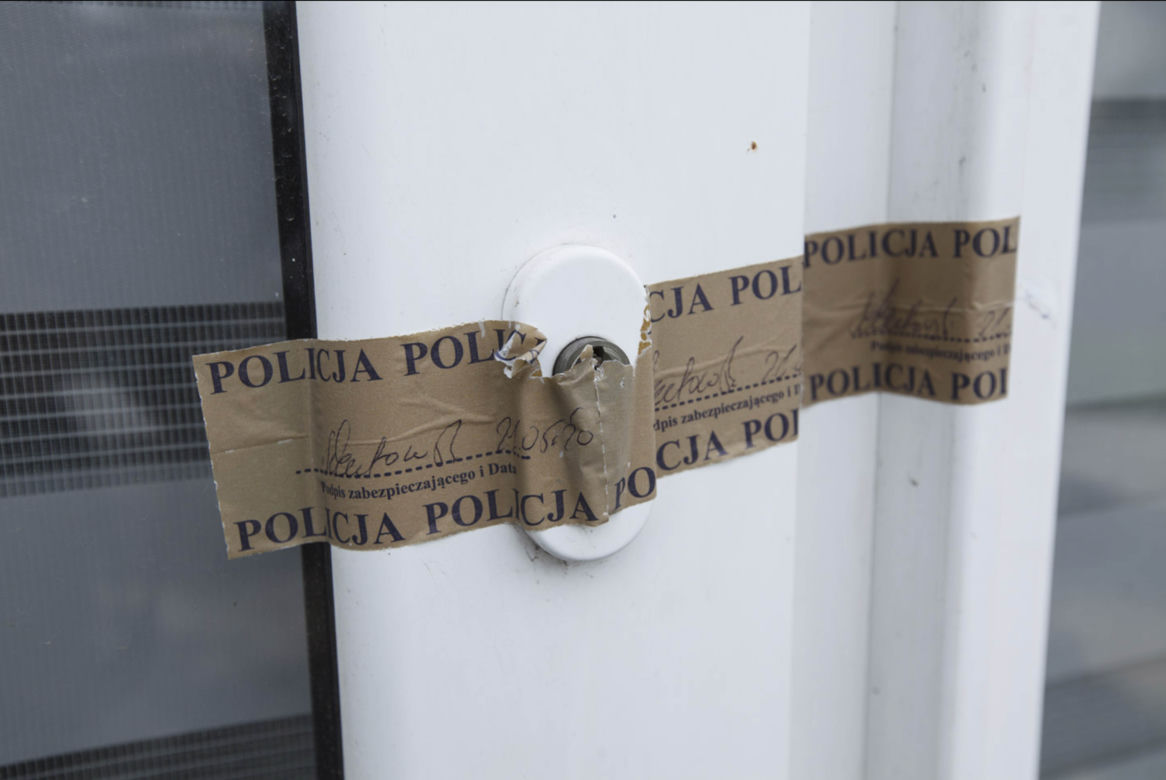Chciał zabić rodaka: dźgał nożem i dusił
