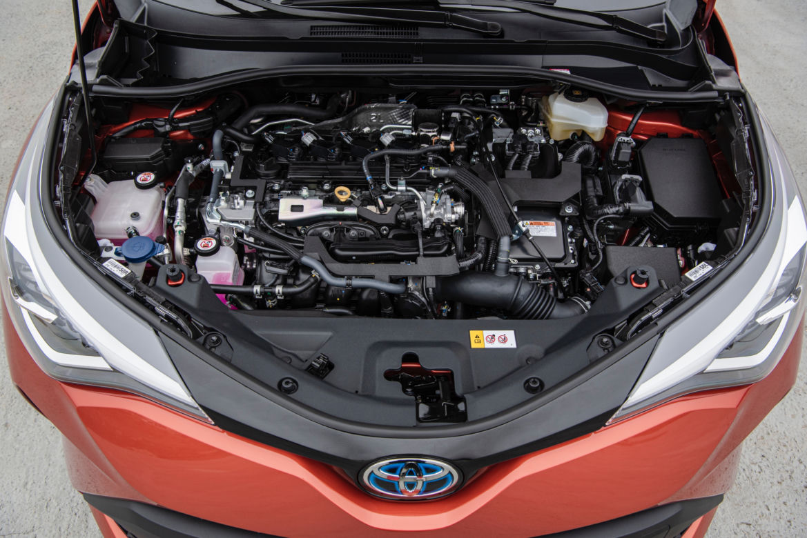Toyota C-HR 2.0 Hybrid Dynamic Force 184 KM e-CVT