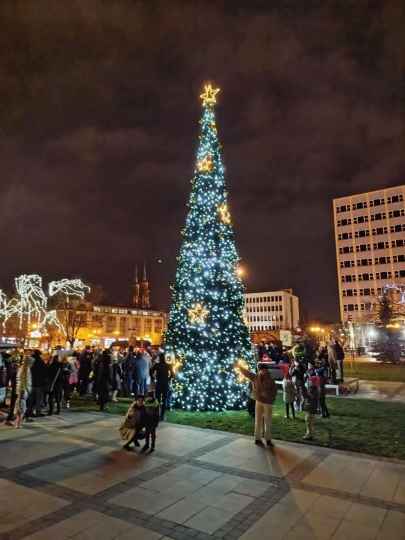 Iluminacje świąteczne w Siedlcach będzie można podziwiać co najmniej do 6 stycznia