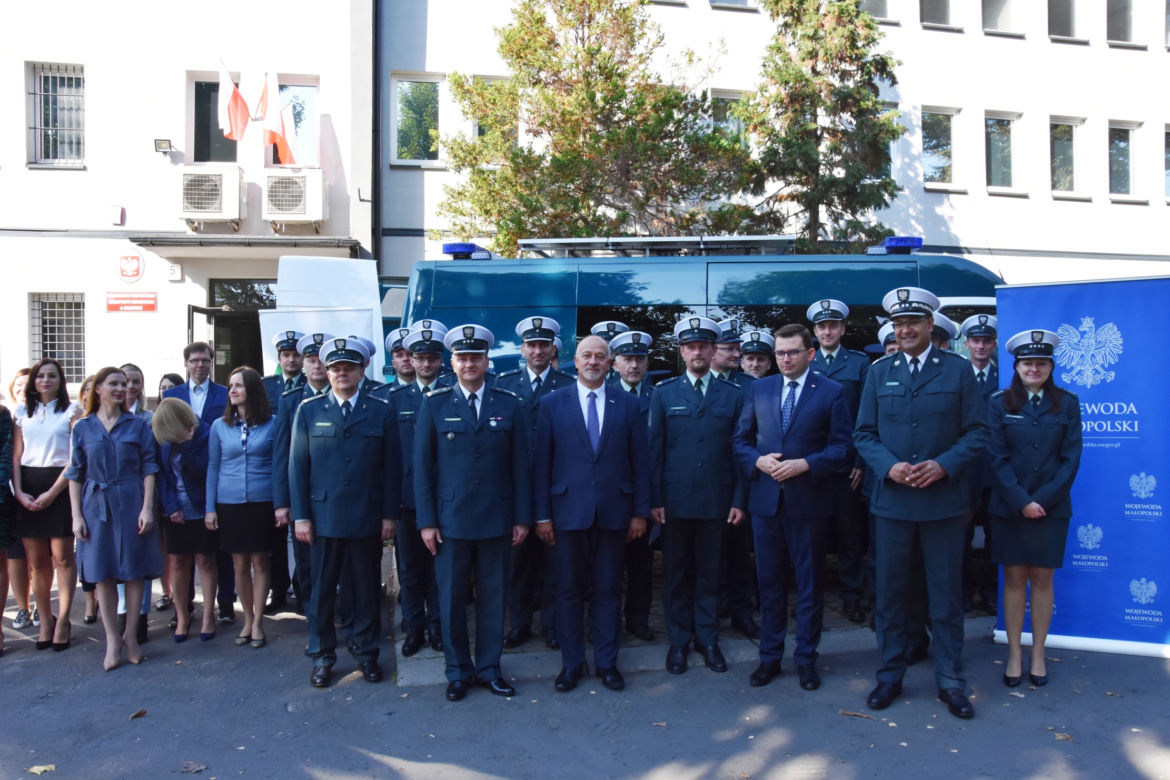 Nowy furgon Renault dla krakowskich inspektorów