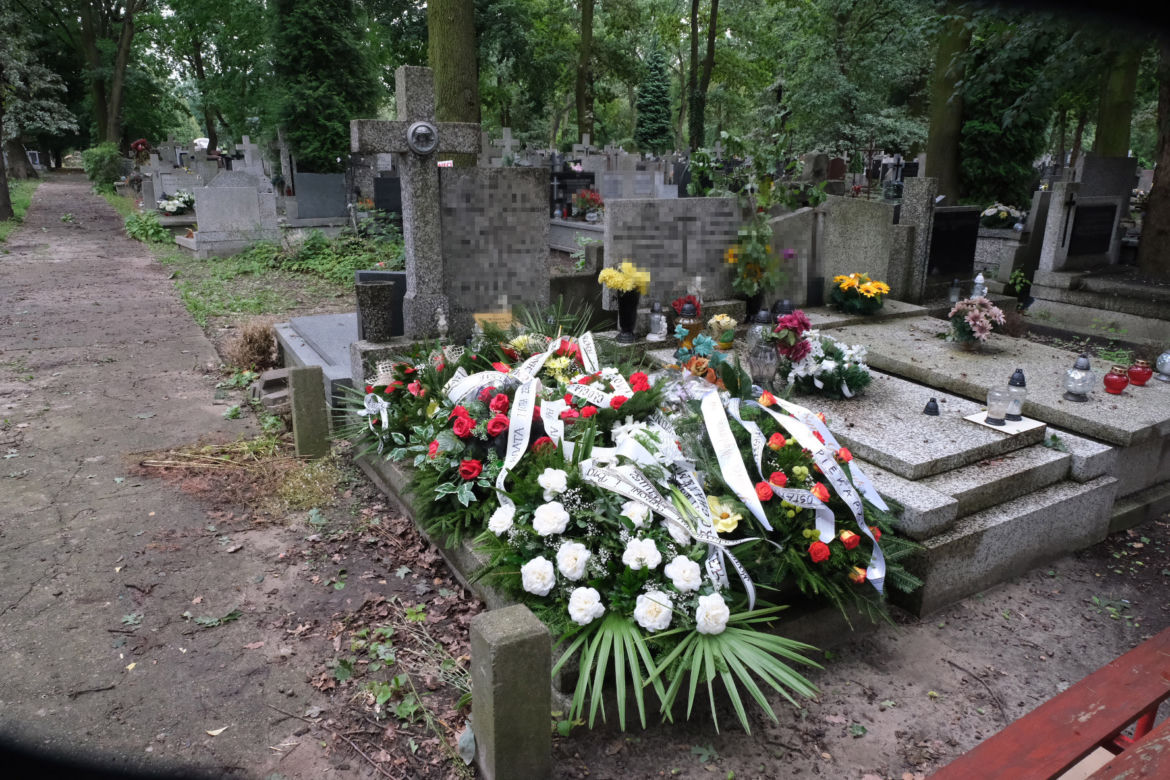 Ciało zadźganego Piotra spoczęło w mogile