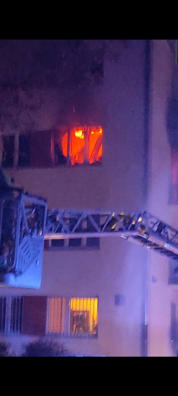 Tragiczny pożar w środku nocy na Grochowie. Strażacy nie zdążyli