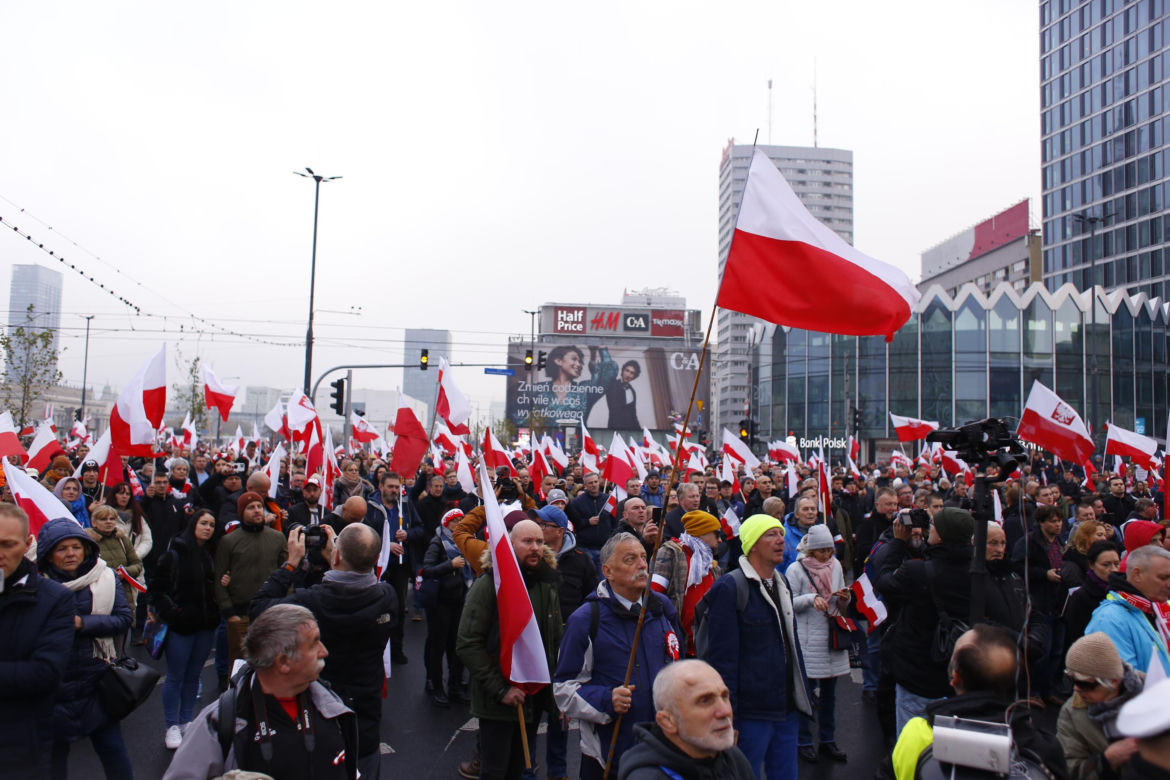 Marsz Niepodległości 2023 Warszawa. ZDJĘCIA. Tak stolica wygląda 11 listopada! GALERIA cz. 1