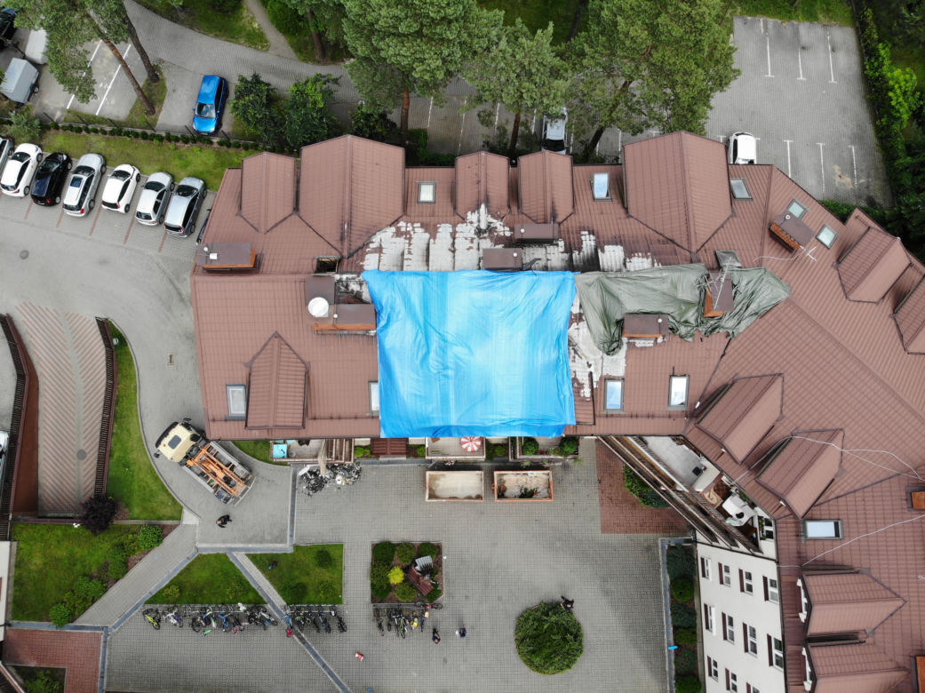 Piorun uderzył w blok i zniszczył nam mieszkania