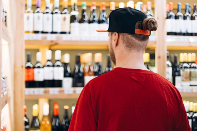 Nocna prohibicja w Warszawie. Zakaz sprzedaży alkoholu niebawem obejmie całą stolicę