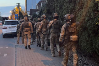 Wpuścili na rynek 7 ton narkotyków. Trzy areszty za przemyt gigantycznej ilości kokainy i ketaminy