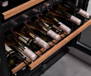 Chłodziarka do wina WFG 45 marki Vestfrost. Domowy Sommelier