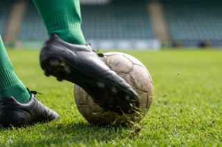 Startuje jubileuszowy sezon Ekstraklasy. Kto sięgnie po puchar?