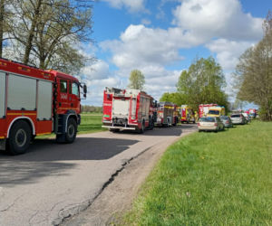 Dachowanie BMW w Mostowie w powiecie łosickim