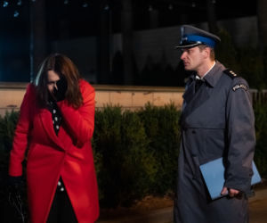 Na Wspólnej po wakacjach 2020. Weronika (Renata Dancewicz), Robert Tadeusiak (Dariusz Wnuk)