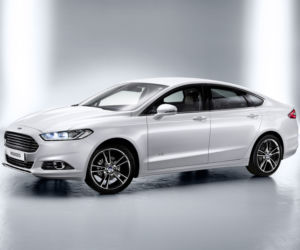 Ford Mondeo Hybrid 2015