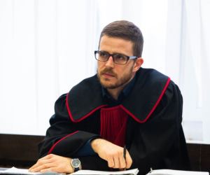 Pobił matkę, bo powiedziała mu, że nie jest jej synem