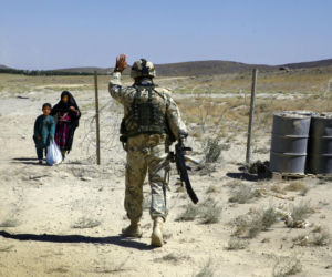 Generał Bieniek krytykuje Trumpa za słowa o polskich żołnierzach