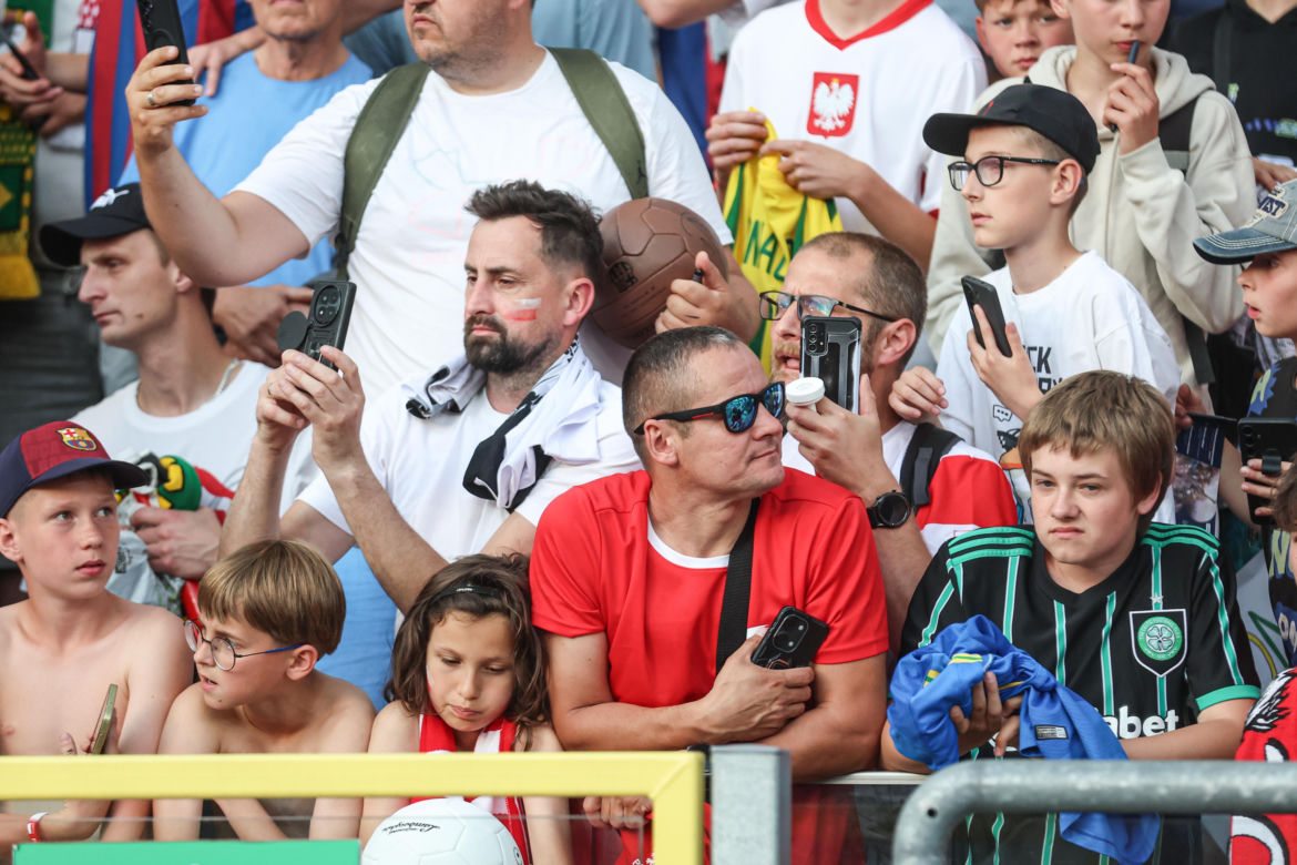 Kibice na meczu gwiazd Polska - Brazylia na Stadionie Śląskim