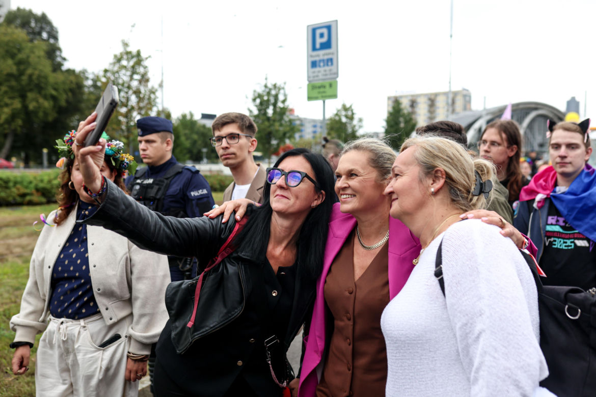 Marsz Równości w Katowicach 2025. Setki ludzi przeszło ulicami miasta. Były protesty