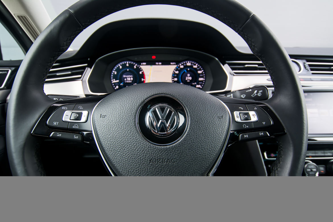 Volkswagen Passat R-Line 2.0 TSI 280 KM 4Motion DSG
