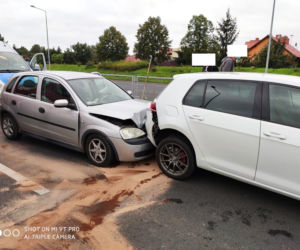 Domino na al. Konstytucji 3 Maja w Lesznie. Rano zderzyło się 5 aut