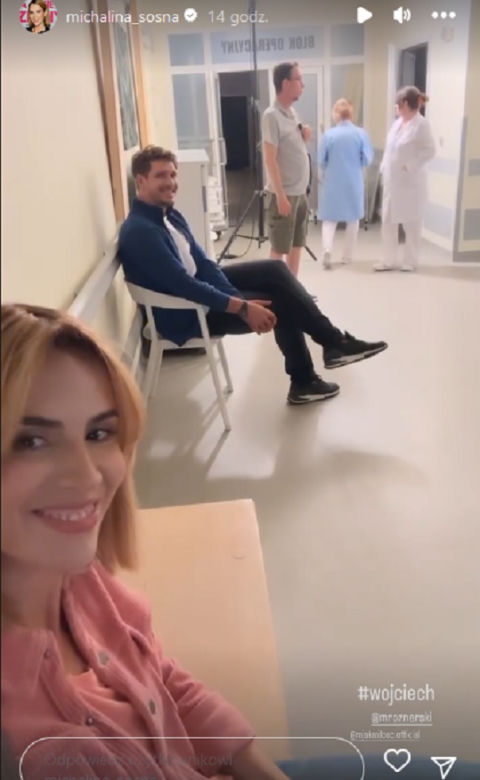 M jak miłość po wakacjach 2023. Kama (Michalina Sosna), Marcin (Mikołaj Roznerski) na planie