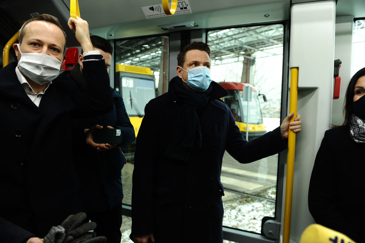 Jechaliśmy nowym tramwajem. Pierwszy hyundai wyjechał na stołeczne torowiska