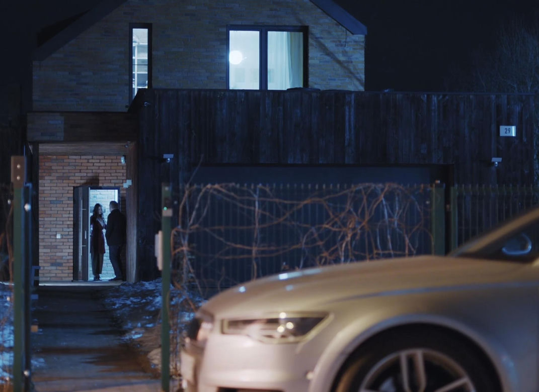 M jak miłość. Joanna (Dominika Sakowicz), Artur (Robert Moskwa)