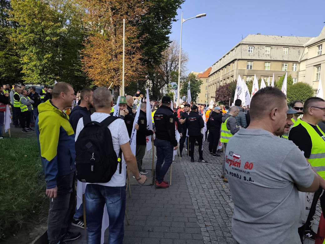Górnicy protestują przeciw zwolnieniom