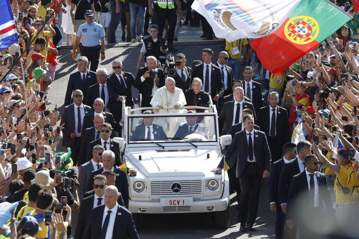 ŚDM 2023 w Lizbonie. Tłumy wiernych i wielka spowiedź. Podczas, której obecny jest Papież Franciszek