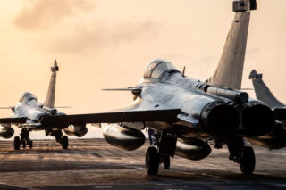 Francuski lotniskowiec na Bałtyku. Historyczne wejście „Charles de Gaulle do Malmö