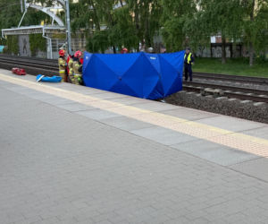 16-latek nie zyje, 18-lalka w szpitalu. Czy to krwawe żniwo zabaw nastolatków na kolei?